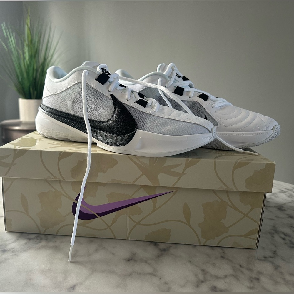Nike Zoom Freak 5 TB Shoes